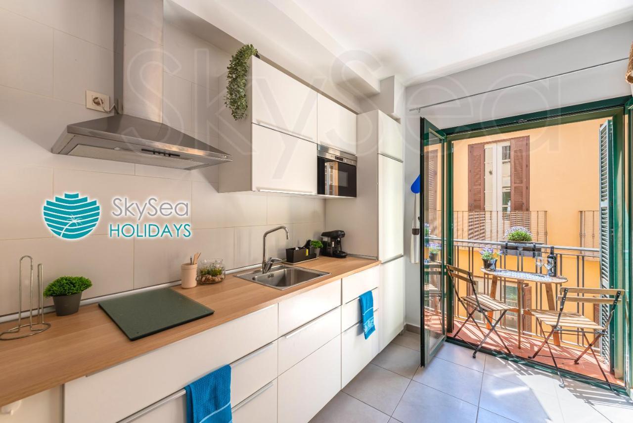 Skysea Holidays City Center Suites Málaga Eksteriør bilde