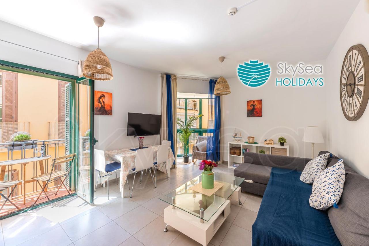 Skysea Holidays City Center Suites Málaga Eksteriør bilde